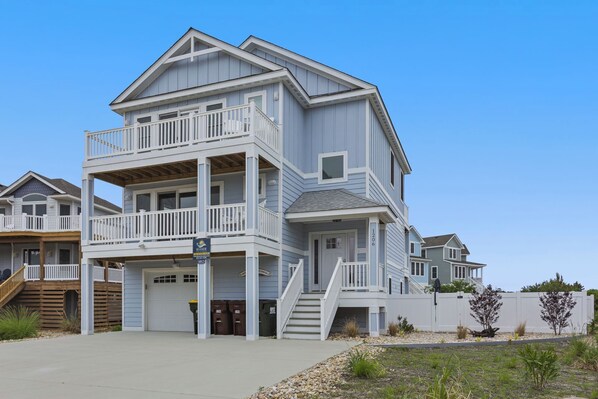 High Tides and Philly Forever awaits for the ultimate Outer Banks vacation!