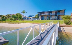 Private jetty