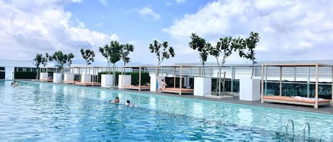 Rooftop pool