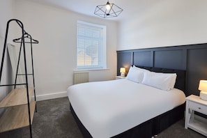 Spring Cottage, West Rainton - Host & Stay