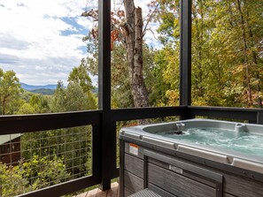 Hot Tub with Mountain Views
