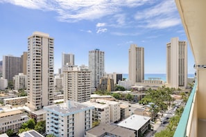 Aqua Aloha Surf Waikiki Penthouse #1600 with Ocean and City Views