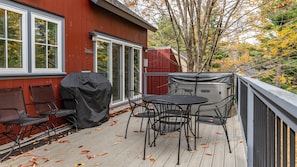 Private Hot Tub and patio with gas grill