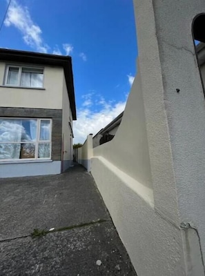 Two Bed Extensions to Side of houses