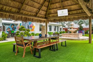 Outdoor dining