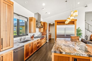 Private kitchen