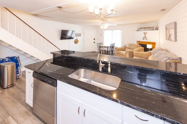 First Floor
Kitchen