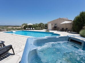 Piscine maison de vacances