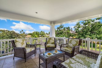 "New" Luxury property. Walking distance to The One Hotel and Beach