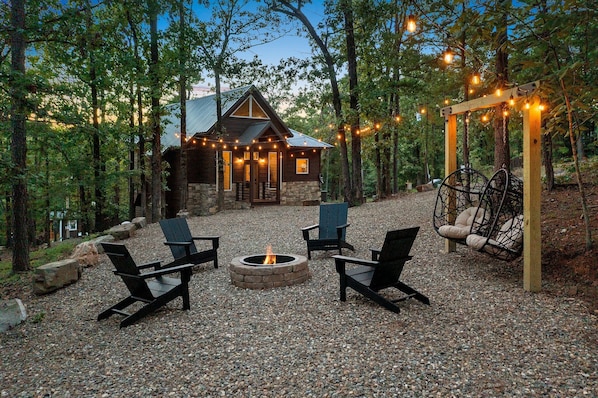 Fire Pit & Egg Chairs