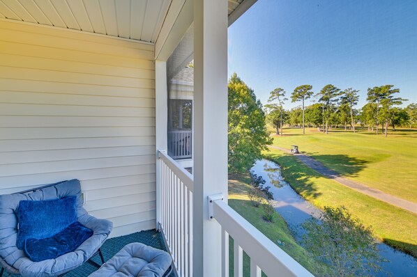 Myrtle Beach Vacation Rental | 2BR | 2BA | 850 Sq Ft | Staircase to Enter