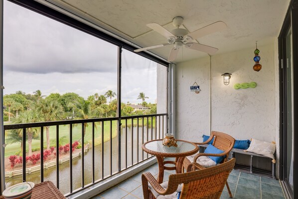 Fort Pierce Vacation Rental | 1BR | 1.5BA | 885 Sq Ft | Step-Free Access