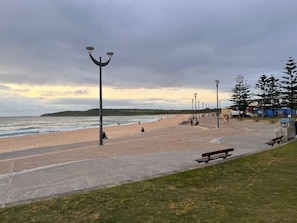 Short walk to Maroubra Beach