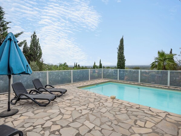 Schwimmbad des Ferienhauses