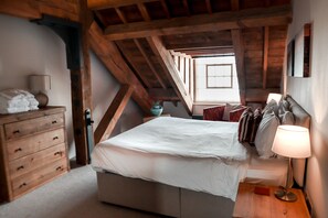 Master bedroom with river view