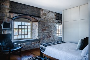 Master en-suite bedroom with river and marina views