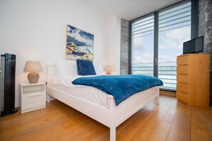 Super king bed