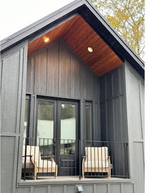 Back deck with privacy and great sunrise views!
