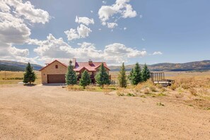 Property Exterior | Mountain & Ski Slope Views