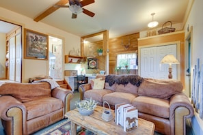 Lower Living Area | Full Sleeper Sofa | Smart TV | Laptop Workspace | 1st Floor