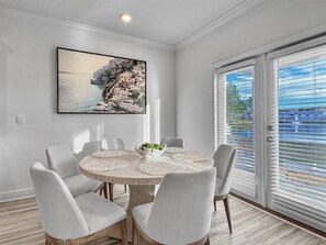 Enjoy your meals with beautiful views of the lake