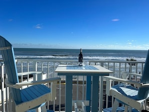 enjoy remote work of breakfast looking at the Atlantic Ocean and Daytona Beach