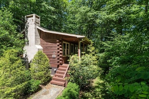 Holly Cabin