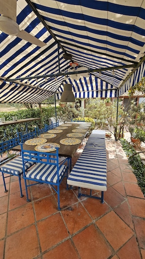 Outdoor dining