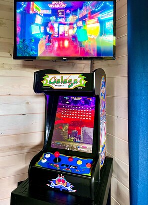 Arcade machines with over 400 games