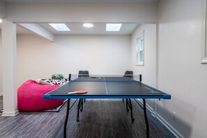 Spielezimmer