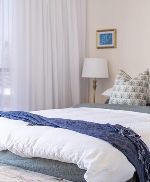 Bimbajong Pines - Coast accommodation in Yamba town with Ocean views - Upstairs master bedroom with queen bed & balcony access