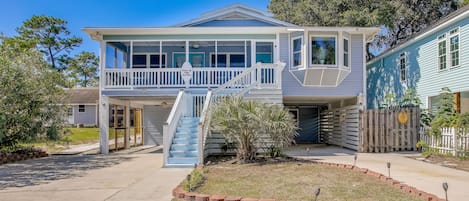 Oak Island Vacation Rental | 5BR | 2.5BA | 2,000 Sq Ft | Access Only By Stairs