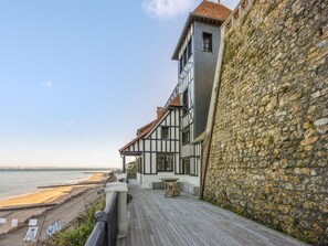 Terrasse avec vue sur la mer