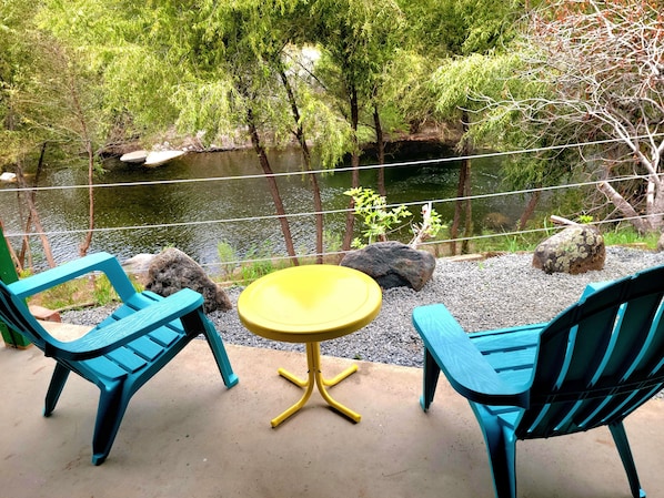 Amazing Views overlooking the Main Fork of the Kaweah River. Swimming, Fishing