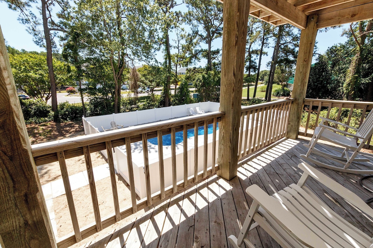 588, – Soundside, Hot Tub, Community Pool, Community Beach Access