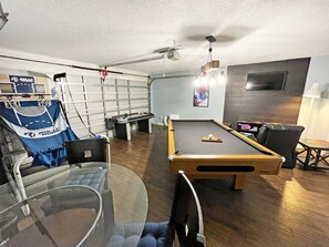 Spielezimmer