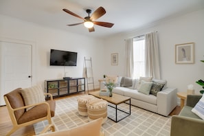 Living Room | Smart TV | Ceiling Fans