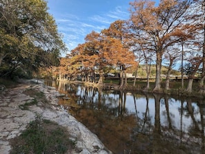 River access is a 4-5 minute walk.