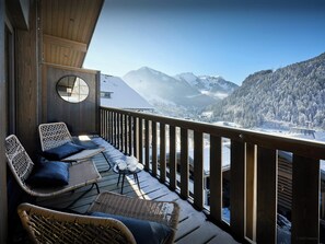 Balcony & winter view