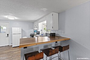 Countertop Table