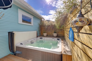 Private Hot Tub | Walk to Downtown