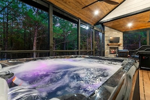 Bain à remous intérieur