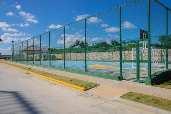 Sport court