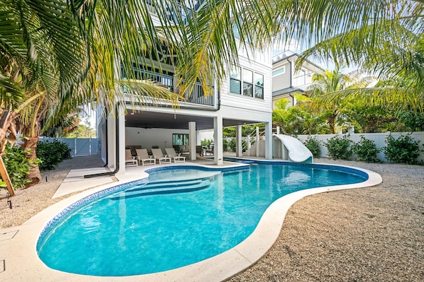 Lucky In Lido by Lido Key Vacations
