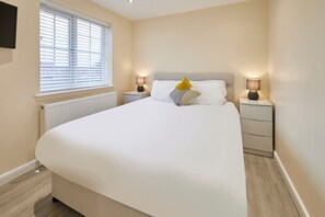Violet's View, Whitby - Host & Stay
