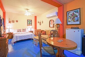 This room has a double bed