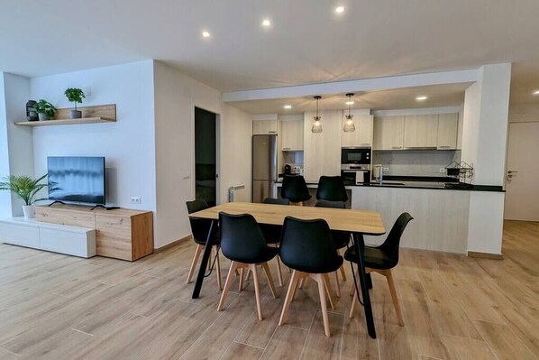 Dining Room Living Room Kitchen