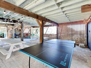Under-House Pavilion - Ping Pong Table