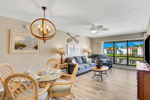 Living Room - Bright unit with pond views 