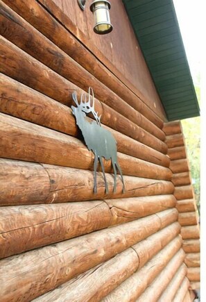 Montana Log Cabin